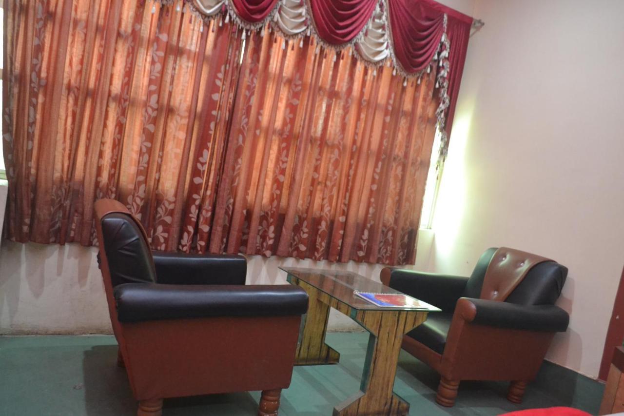 Hotel Golden Palace Kendrapara Ngoại thất bức ảnh